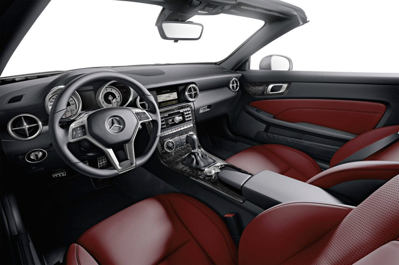 interior mercedes slk 2011