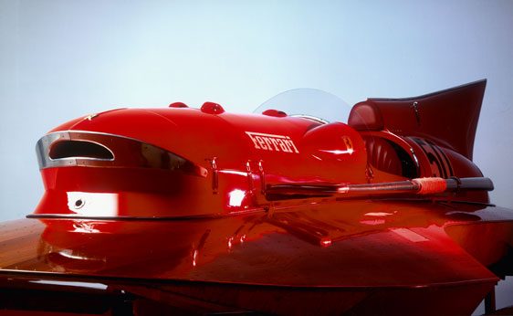 Ferrari Arno XI lado