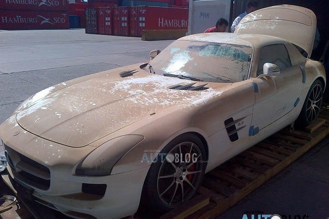 La historia de un Mercedes SLS que nunca llegó a ser estrenado