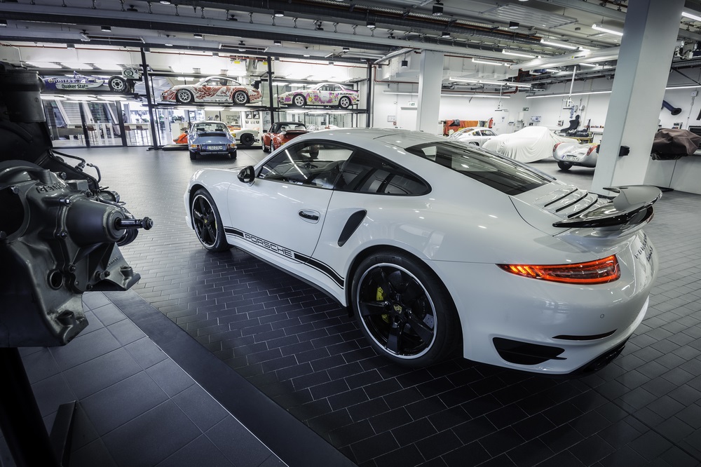 Porsche 911 Turbo S GB Edition