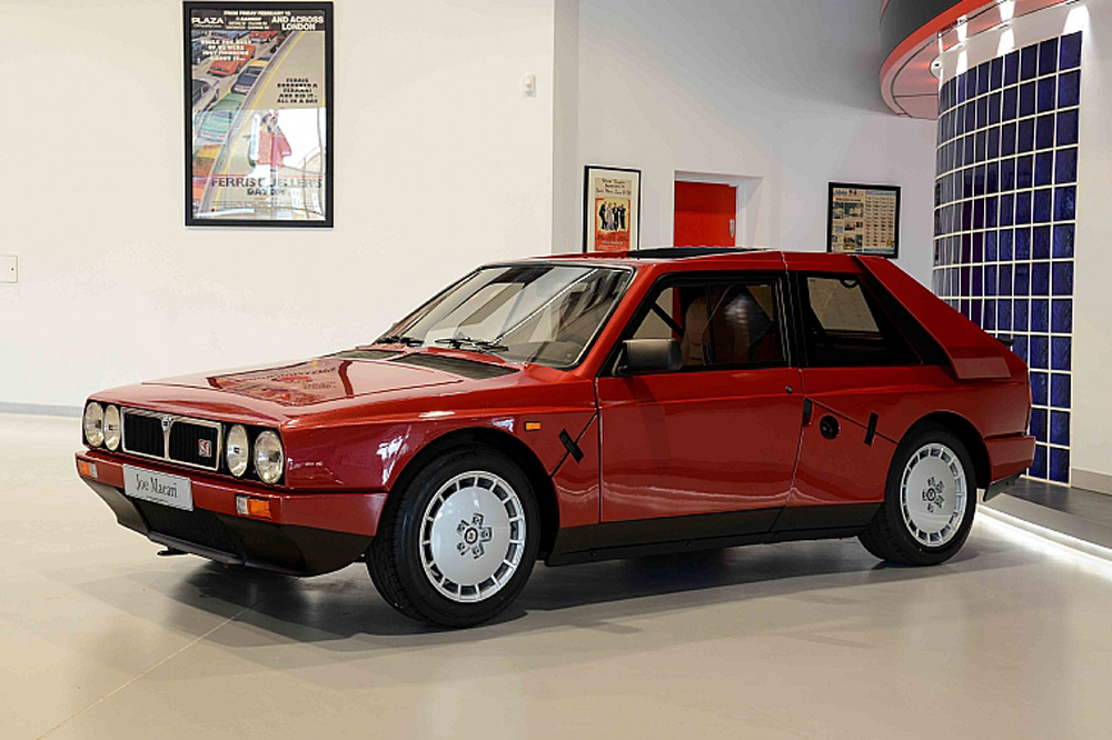Sale a la venta un Lancia Delta S4 Stradale