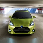 Toyota-Prius-C-2015