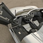 Mercedes-Benz-CLK-GTR-Roadster-interior