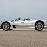 Mercedes-Benz-CLK-GTR-Roadster-lateral