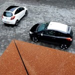 ford-fiesta-ford-ka-black-white-edition-ka-trasera