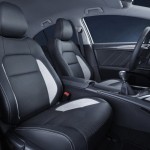 toyota-avensis-2015 (22)