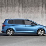 volkswagen-touran-2015-lateral-derecho