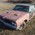 cinco-coches-clasicos-ocultos-graneros-podias-comprar-pontiac (1)