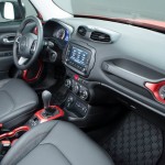 siete-mejores-interiores-2015-jeep-renegade (4)
