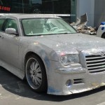 Chrysler 300 cubierto piedras brillantes (1)