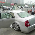 Chrysler 300 cubierto piedras brillantes (13)