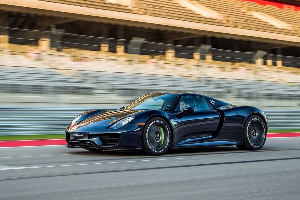 Llamada a revisión del Porsche 918 Spyder por un problema de cableado Porsche-918_Spyder_llamada-revision