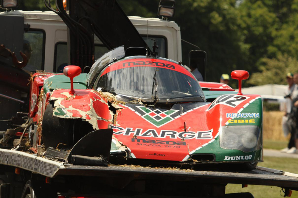 Un Mazda 767B de 1989 sufre un accidente en Goodwood