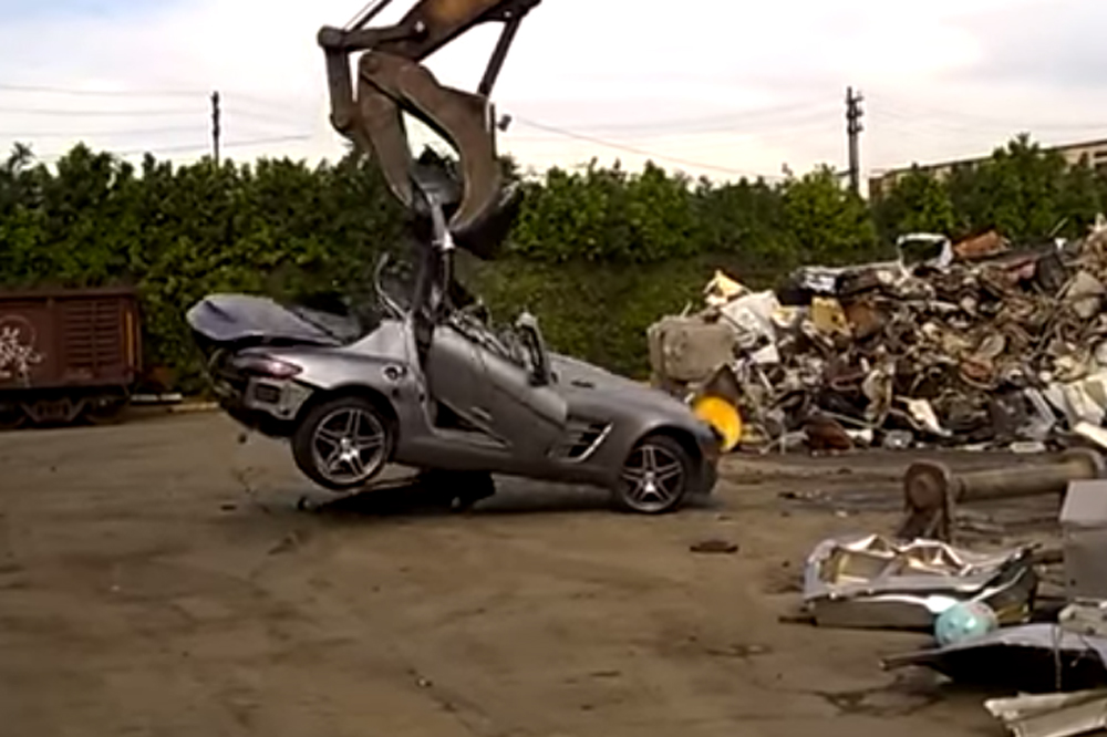 El vídeo de coches más triste que verás hoy