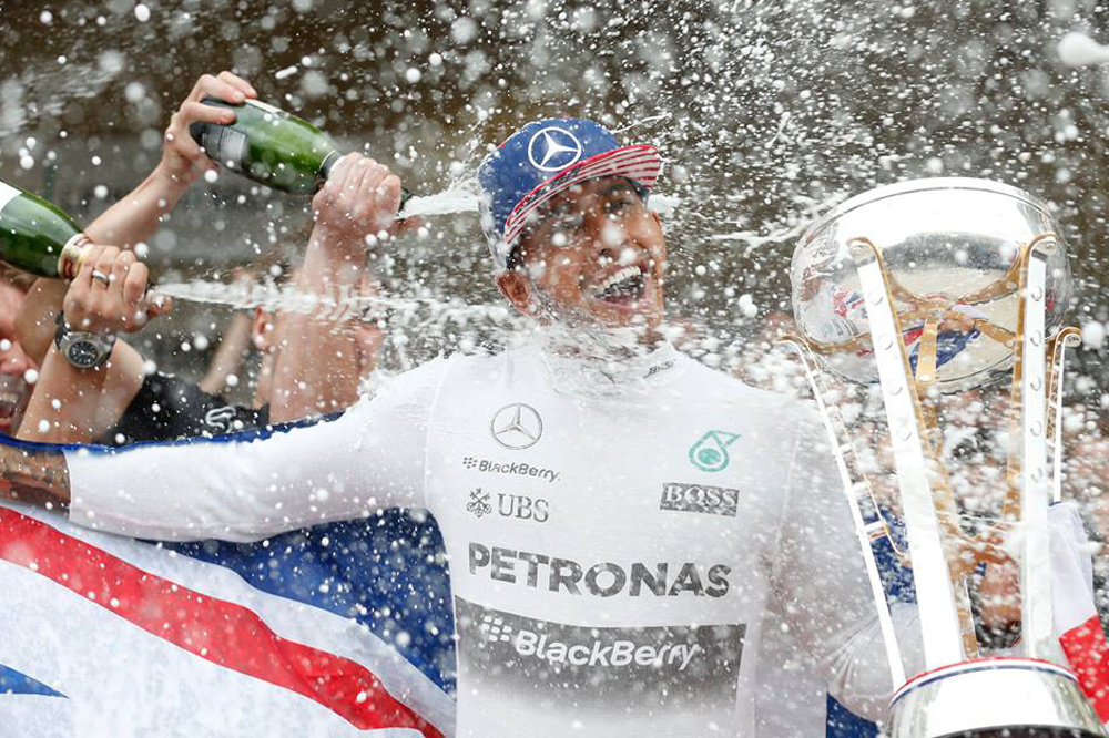 GP de EEU 2015: Hamilton gana y se proclama campeón del mundo