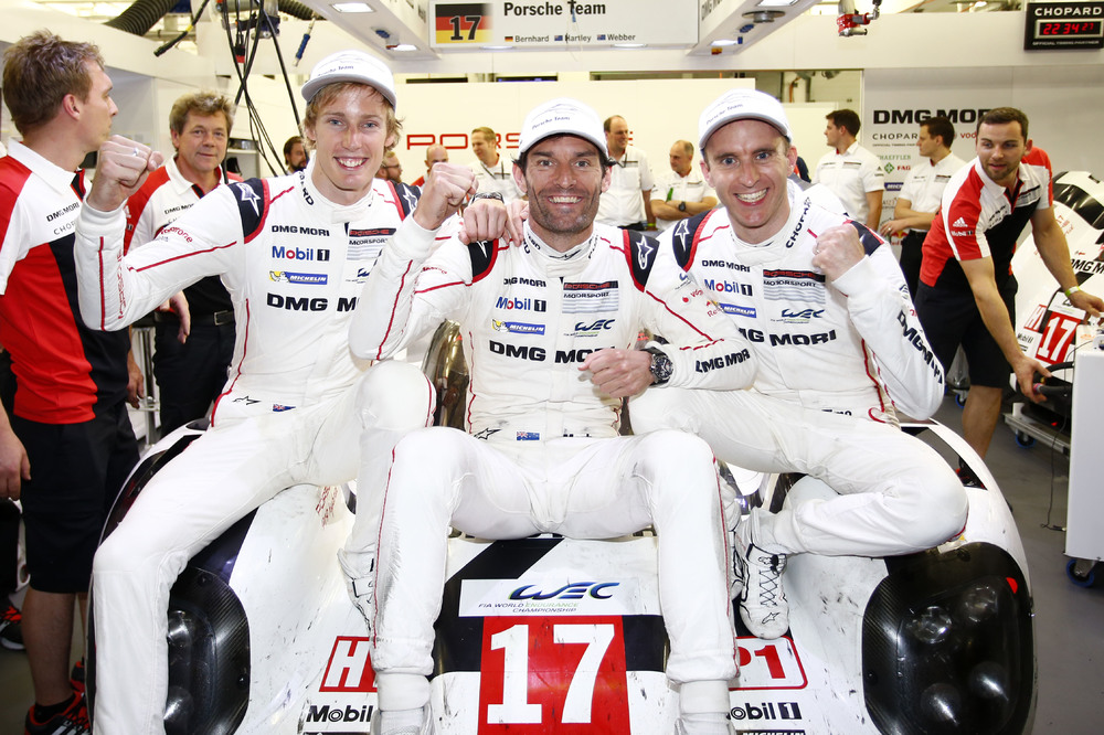 Webber, Bernhard y Hartley, campeones del mundo con Porsche