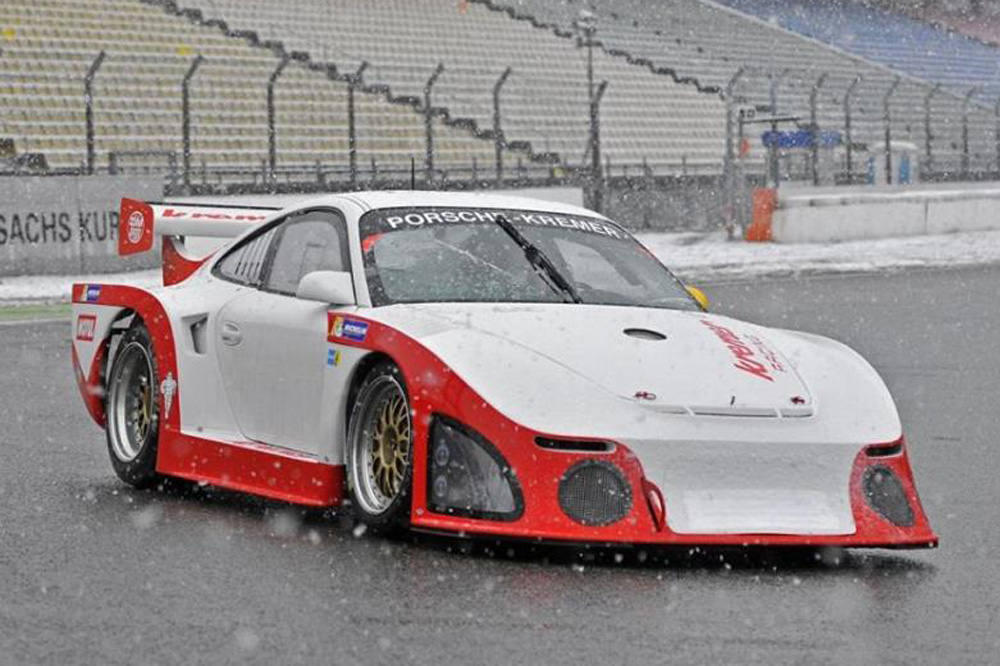 Convierte un Porsche 911 moderno en un icónico clásico de competición