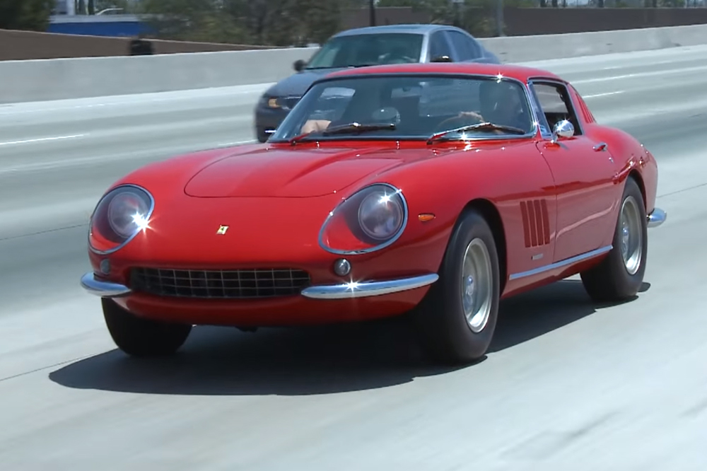 Vídeo: sube al Ferrari 275 GTB/4 de 1967 con Jay Leno