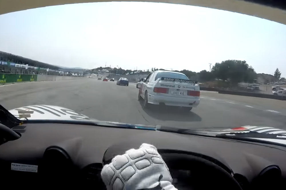 Vídeo: da una vuelta a Laguna Seca a bordo de un McLaren F1 GTR