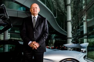 Ron Dennis, forzado a abandonar McLaren