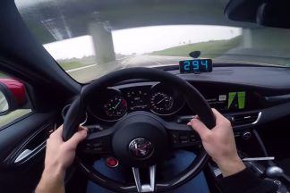Vídeo: aquí tienes al Alfa Romeo Giulia QV a 300 km/h en la Autobahn