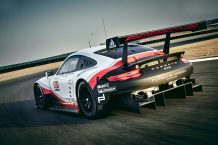 Porsche 911 RSR 2017: con motor en posición central
