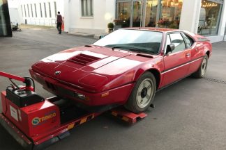 Un BMW M1 de 1981, rescatado tras 34 años en un garaje