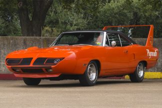 A subasta este Plymouth Hemi Superbird de 1970