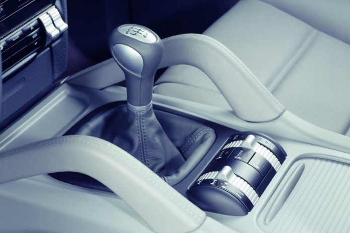 5-coches-no-sabias-equipaban-transmision-manual