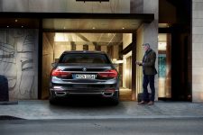 Aparcamiento por control remoto