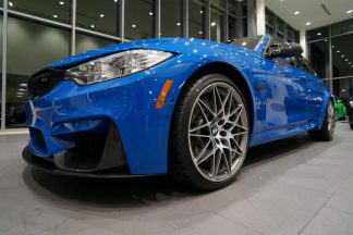 A la venta un BMW M3 en color Enzian Blue