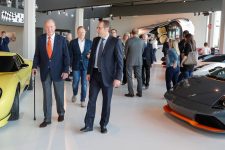 Don Juan Carlos en el Museo Lamborghini