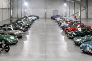 Vídeo: así se ven 76 millones de euros en modelos de Aston Martin