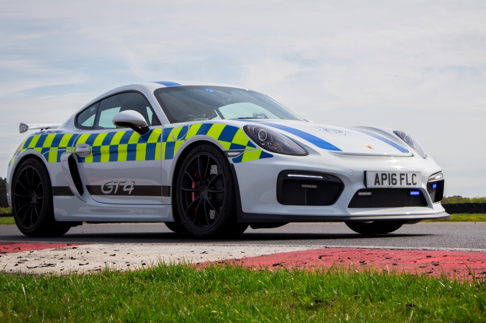 La Policía de Norfolk estrena un Porsche Cayman GT4 Porsche Cayman GT4 Policia Norfolk