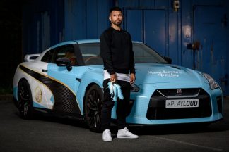 El Nissan GT-R del Kun Agüero a juego con las botas para el derbi nissan-gt-r-kun-aguero-botas-derbi