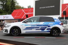 Lateral Volkswagen Golf GTE Performance Concept