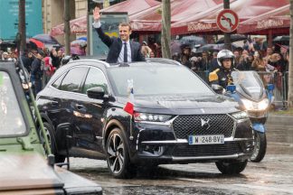 Emmanuel Macron elige primer ministro… y coche oficial: un DS 7 Crossback descapotable Emmanuel Macron coche presidencial