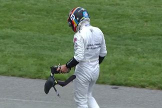 500 Millas: Fernando Alonso rompe motor y se queda fuera de Indianápolis fernando-alonso-eliminado-indy500