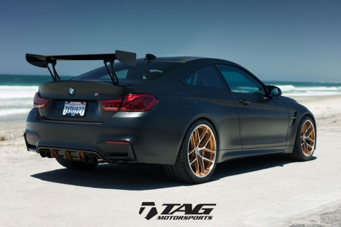 BMW M4 GTS TAG Motorsport