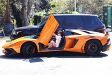 Kylie Jenner Lamborghini Aventador SV Roadster