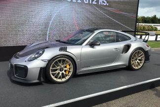 Porsche 911 GT2 RS 2018: 700 CV y un 0 a 100 de 2,8" Porsche 911 GT2 RS 2018