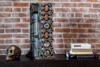 Vulcan Innova: motor de un BMW M3 como relojero mecanizado Vulcan Innova VI52