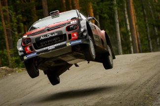 Los saltos más increíbles del Rallye de Finlandia 2017