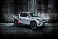 Toyota Hilux 'Invincible 50'