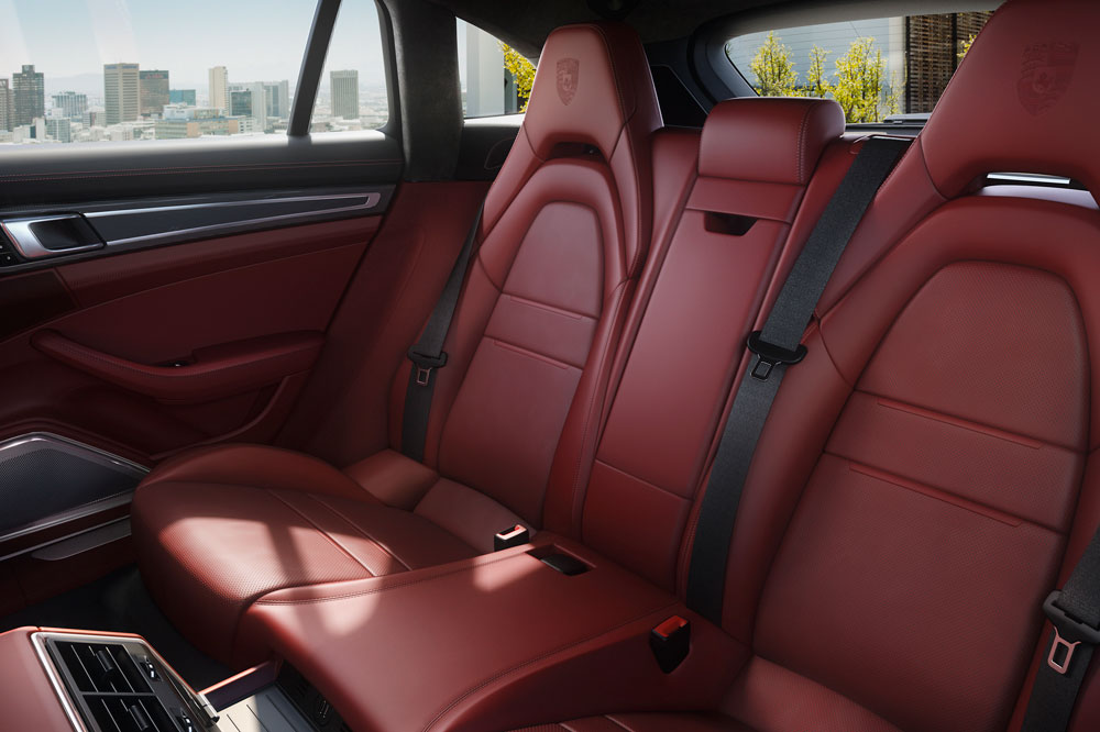 plazas 4+1 Porsche Panamera Sport Turismo plazas traseras Porsche Panamera 4 E-Hybrid Sport Turismo