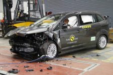 Test Euro NCAP Ford Gran C-Max 2