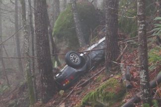 Un Porsche 924 robado en 1991 aparece accidentado en un bosque porsche-924-robado-1991-aparece-accidentado-bosque