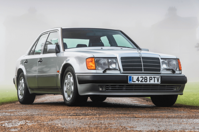 Subasta Mercedes-Benz 500E Rowan Atkinson
