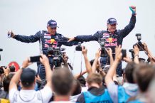 Carlos Sainz y Lucas Cruz ganan su segundo Dakar Carlos Sainz y Lucas Cruz ganan su segundo Dakar
