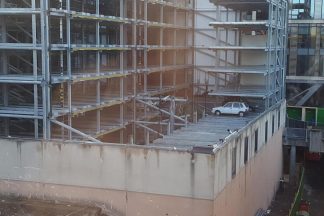 Aparecen ocho coches abandonados en un parking automatizado coches abandonados parking automatizado